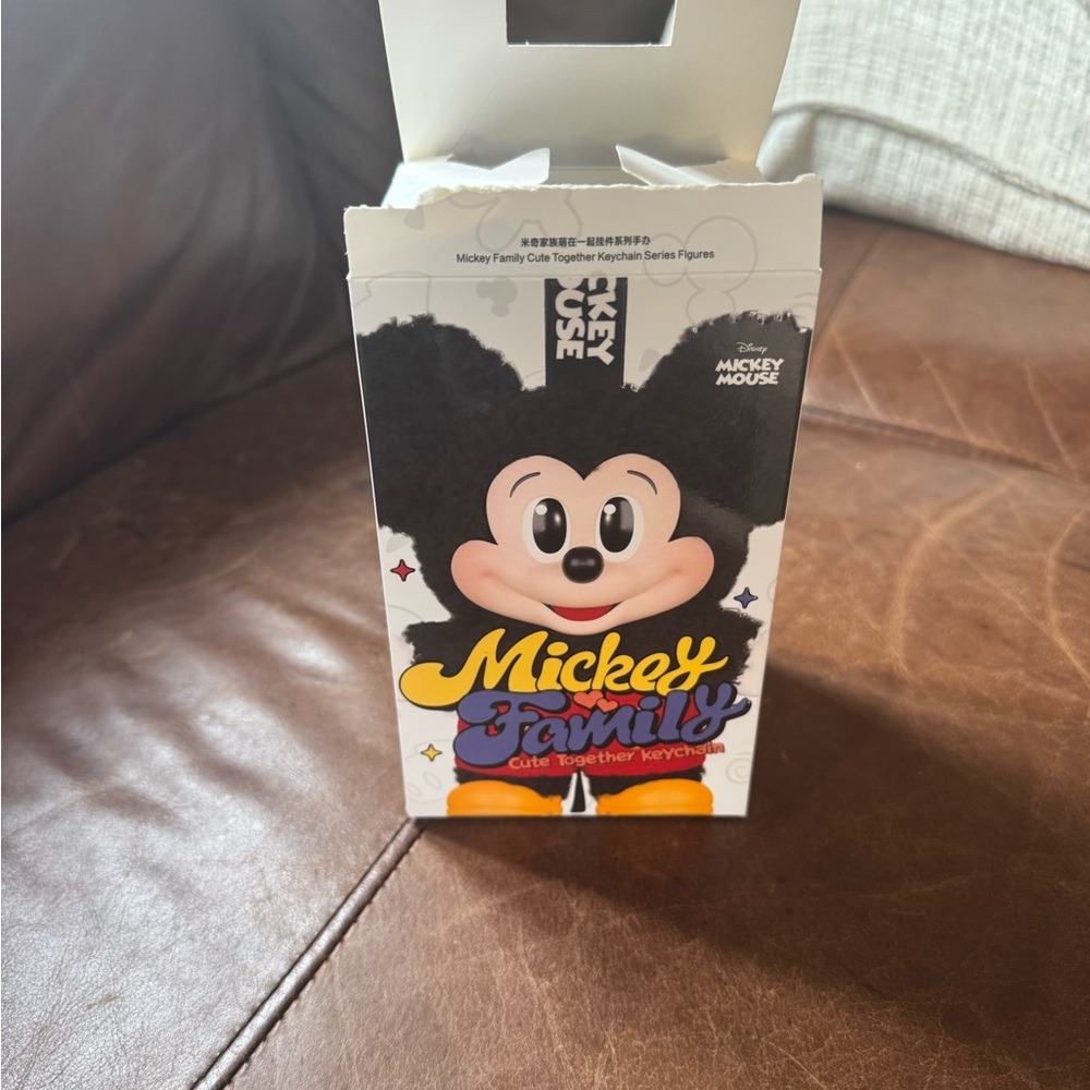 AUTHENTIC POP MART MICKEY AND FRIENDS CUTE TOGETHER KEYCHAIN DONALD DUCK - Picture 2 of 2